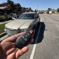 Llaves De Autos / Car Keys And Remotes 