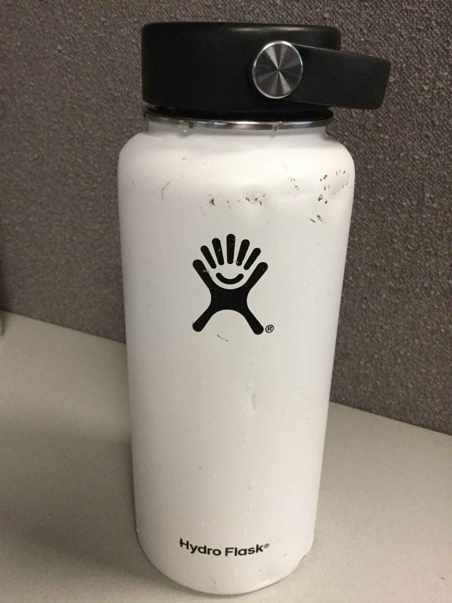 Hydro Flask 32oz wide mouth White