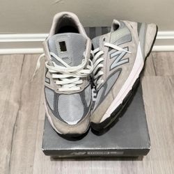 New Balance 990v5