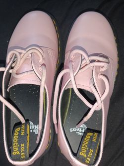 Doc martens size 6 pink (new)