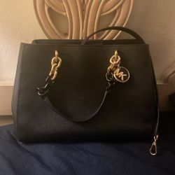 Michael Kors Purse Bag