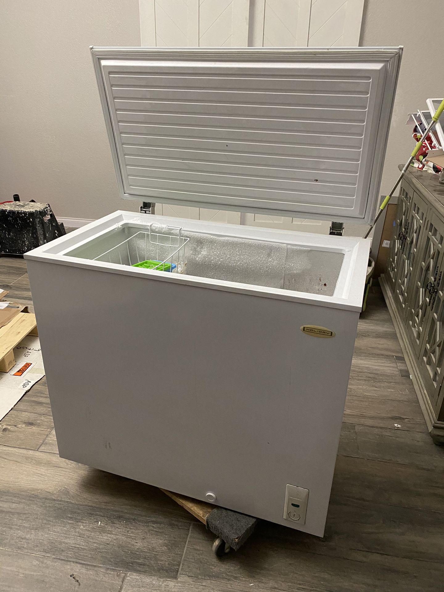Holiday Chest Deep freezer 7 cubic ft . Works like new