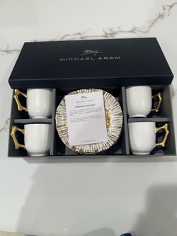 Michael Aram Anemone Demitasse Set of 4 Porcelain Cups & Saucers