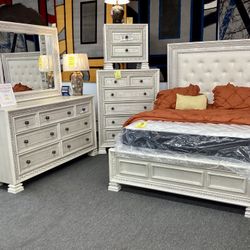 Queen Size Bedframe Set $1,499