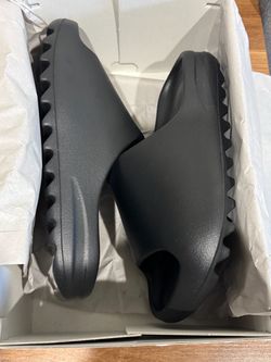 Yeezy slides YS-01 Black size 10 $50 Onyx, Bone, Chocolate, adidas, nike, cement, fragment