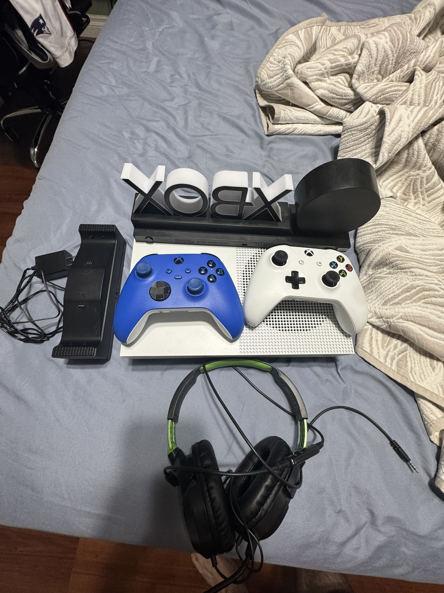 Xbox One S