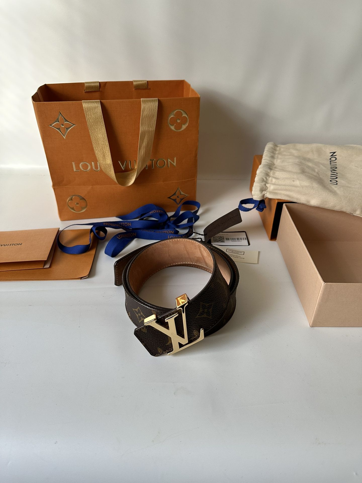 Louis Vuitton Belt LV Pyramide 40 mm (Used / Worn!) Good Condition!  Size: 90 CM 