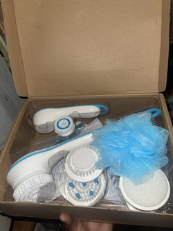 Brand New Cleaning Brush In Box