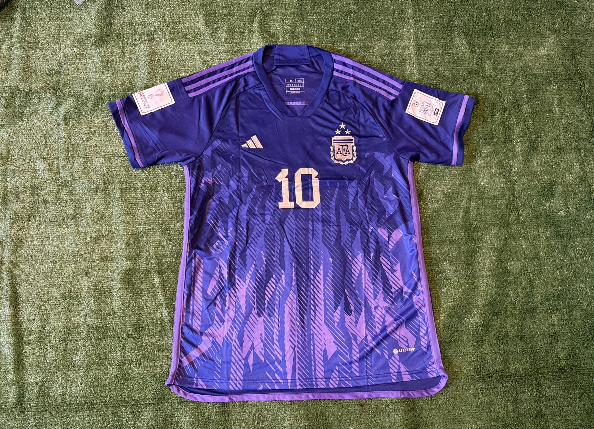 Lionel Messi #10 Argentina Away Jersey 2022 World Cup