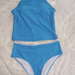New Beautiful Bathing Suit Size LARGE.  See Photos.  Cash Pickup Only 