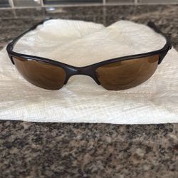 Vintage Black Oakley Half Wire Polarized Lenses Sunglasses 