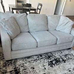 La Z Boy Meyer Sofa