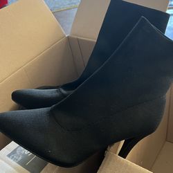 Women’s Shoes Original Price 30 Take It For $10 Only And New Never Used