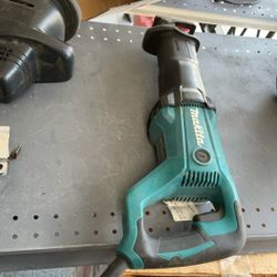 Corded Makitasawzall 