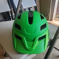 Special Price Bicycle Helment 🚲 Green New 