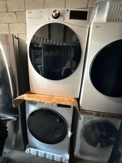 Washer and Dryer LG Set