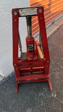 ✳️SPEEDWAY 6-Ton Benchtop Hydraulic A-Frame Shop Press with press plate