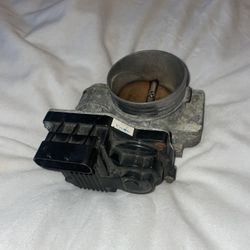 2005 Buick Lacrosse throttlebody