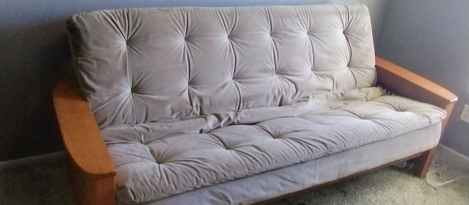 Futon W/Spring Mattress 