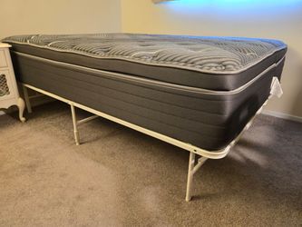 New Firm Queen Matress