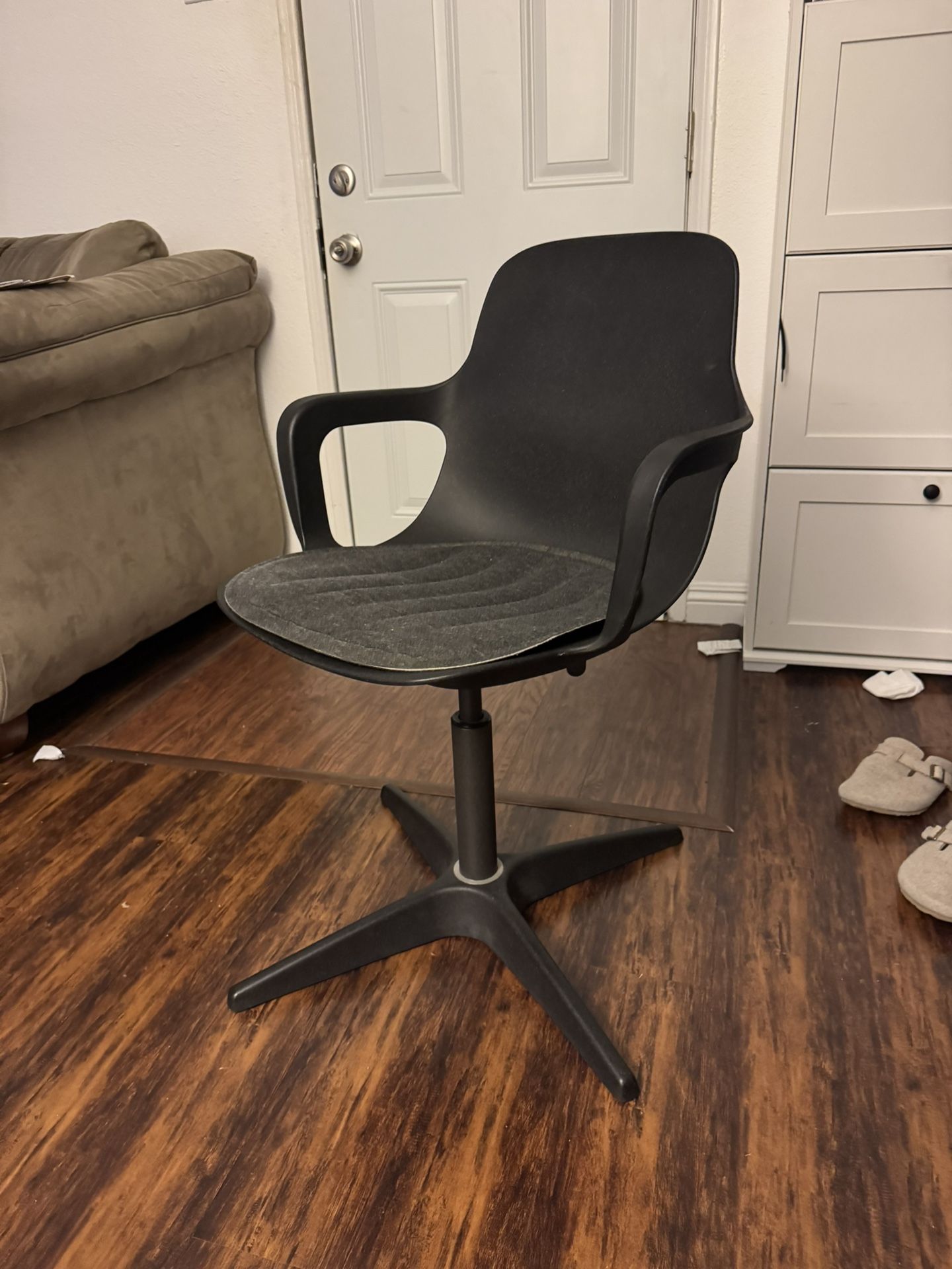 IKEA, ODGER, Swivel chair, grey/black, desk chair