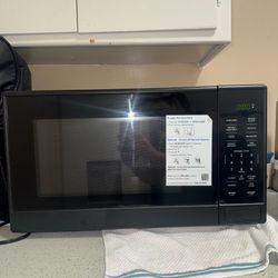 Mainstays 1.1 Cu Ft Microwave 1000W