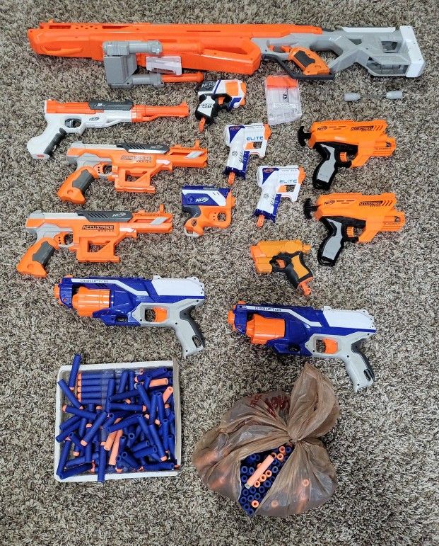 Nerf Guns Set Of 13 With Darts
