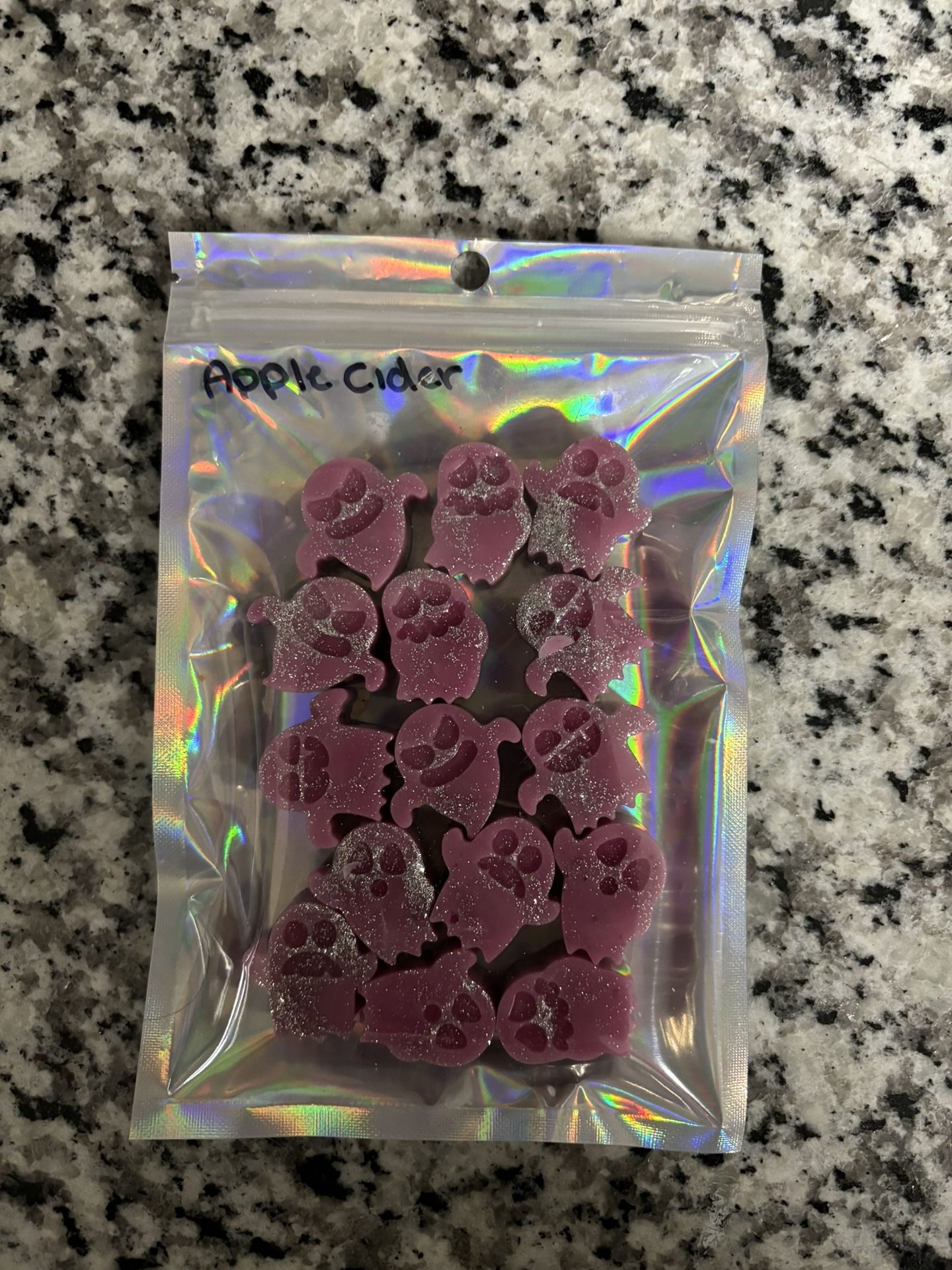 100% soy wax melts Apple cider scent
