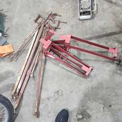 Pole jacks  with work table extra house ties