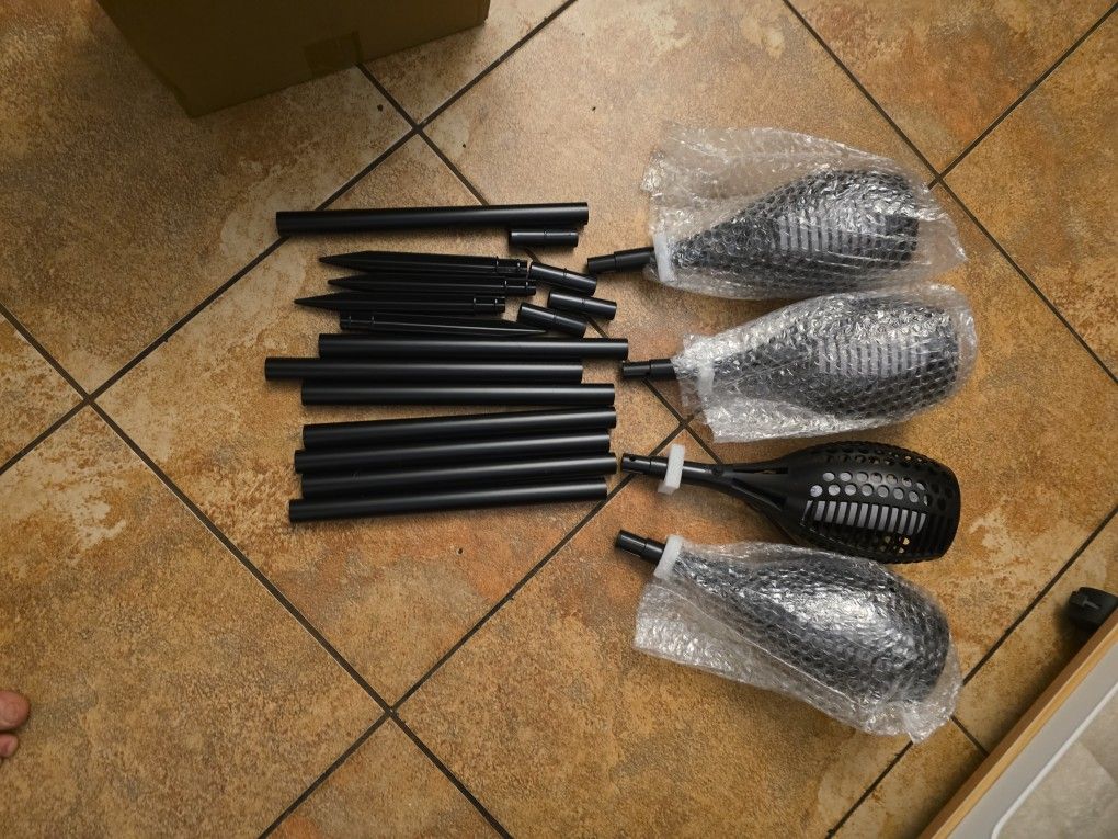 LED Solar Torch Light control pack of 4 pieces.