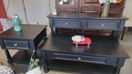 Living room table set