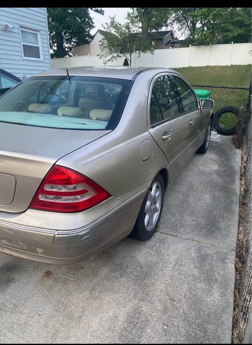 2003 Mercedes-Benz C-Class