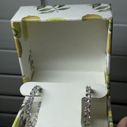 Elegant Cubic Zirconia Earrings – Rhodium Plated Brass