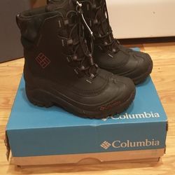 Columbia Snow Boots. Never Used 