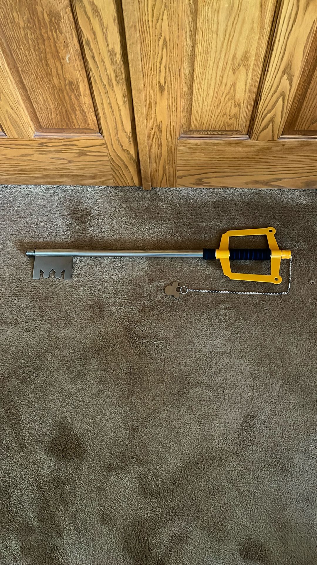 Disney Kingdom Hearts Key Keyblade Full Size Replica
