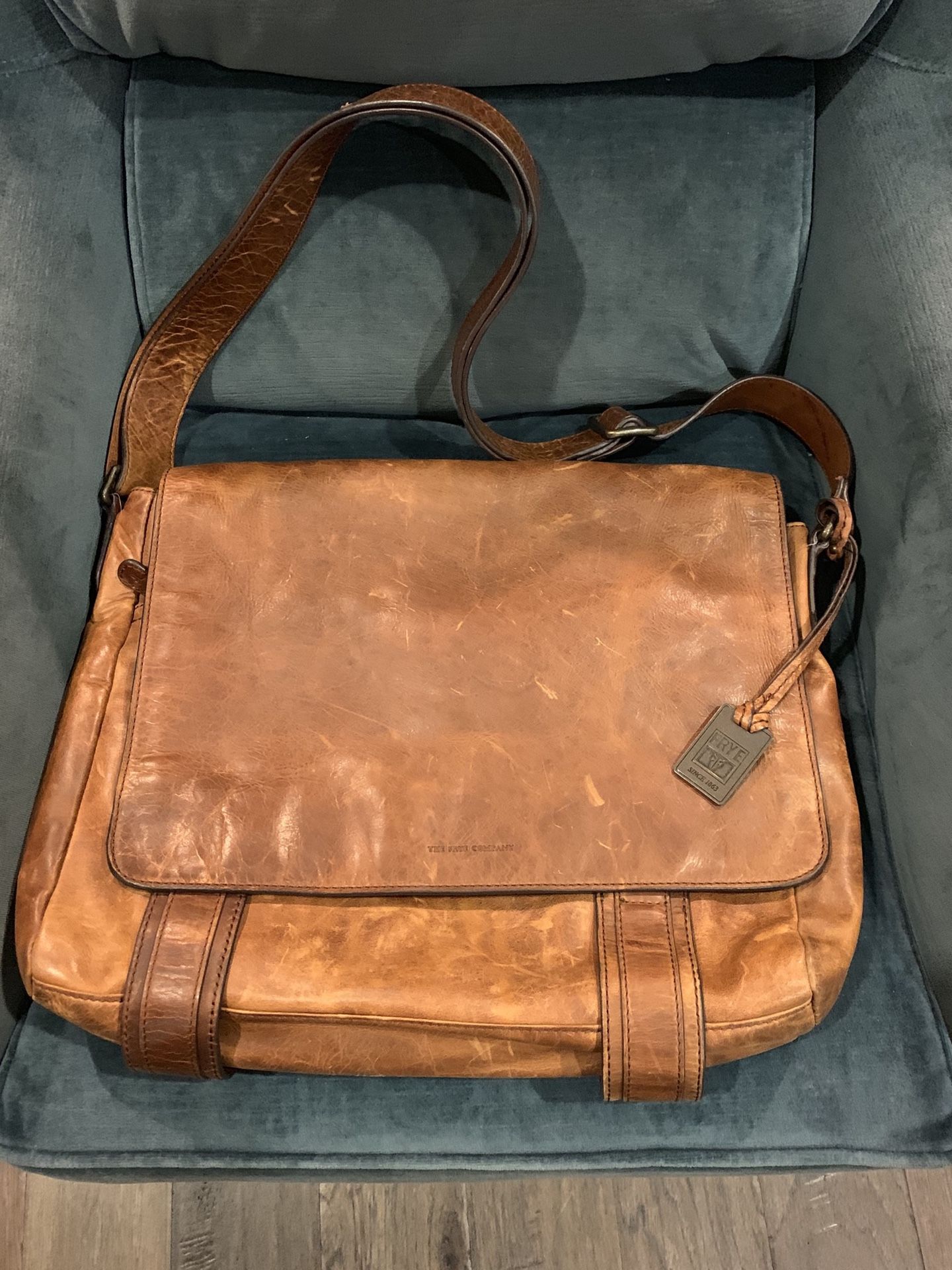 Frye GENUINE LEATHER Messenger Bag