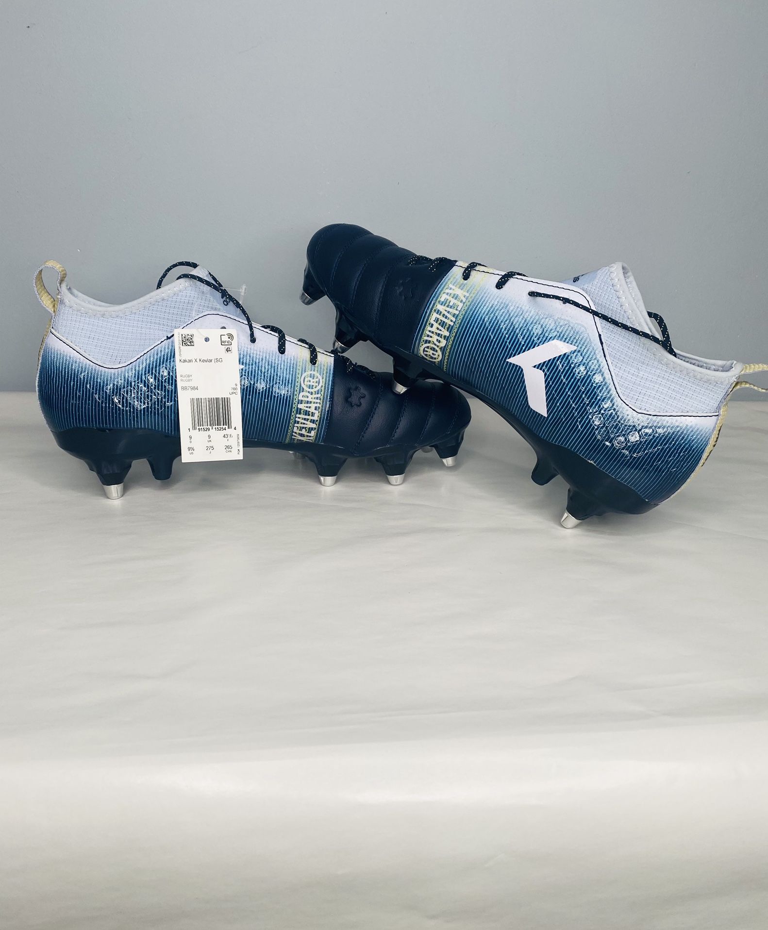 Adidas Men’s Kakari X Kevlar SG Rugby Cleats Sz. 9.5 (BB7984) brand new without original box 100% authentic Blue/white Fast shipping