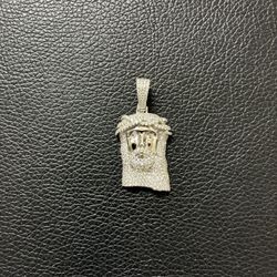 925 sterling silver Jesus pendant 