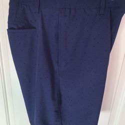 Men’s Under Armour Golf Shorts!!