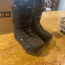 Burton ruler boots  step on brand new size 11.5 