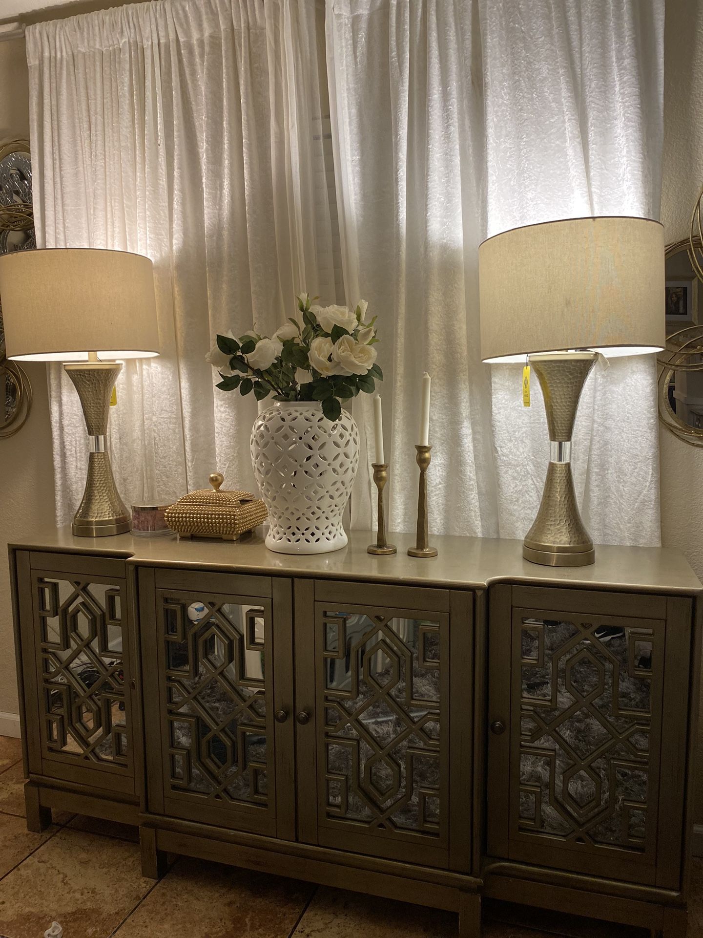 Design 4door Accent Buffet Antique White for Sale in Modesto