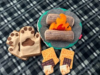 Kids pretend play campfire/smores