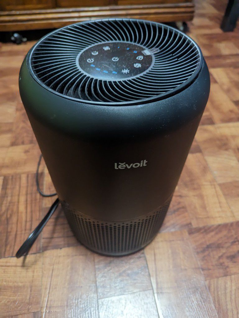 Air Purifier Levoit LV-H132XR for Sale in Brooklyn, NY - OfferUp