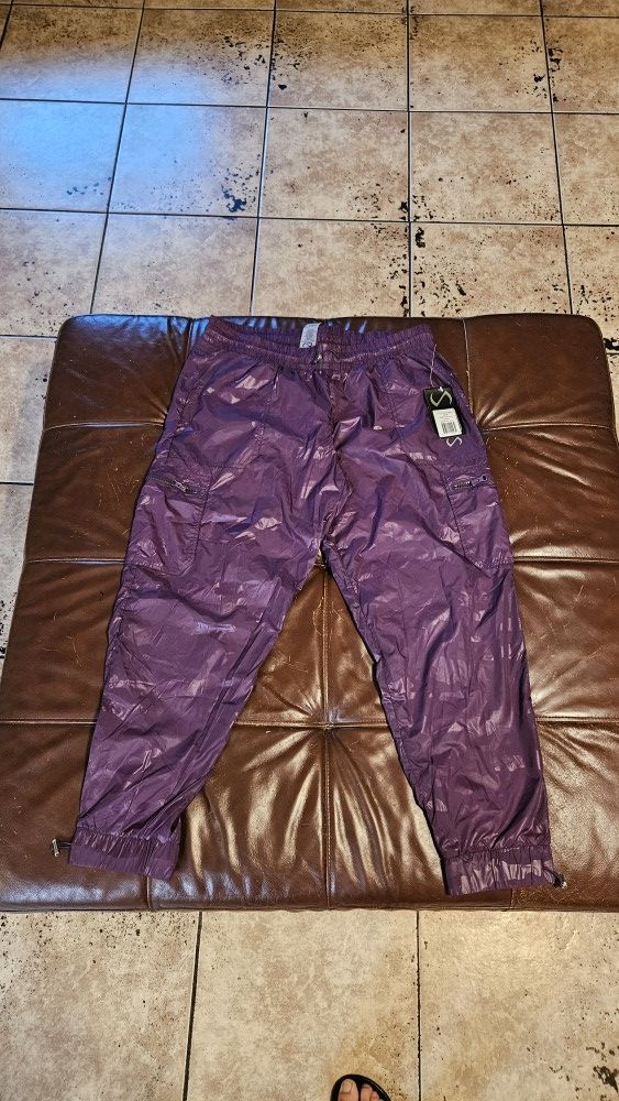 TLF Convert Jogger Regal Purple Camo Women's Pants