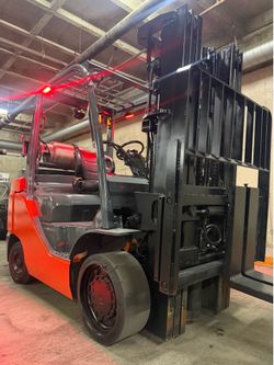 TOYOTA 8FGCU35 forklift for sale, 8,000 lb capacity,3 stage, side shift