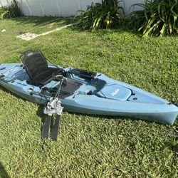 2020 Hobie Outback Kayak 