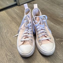 Girls Pink Platform Converse Size 4