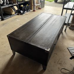 Free Ashley Todoe Lift Top Coffee Table