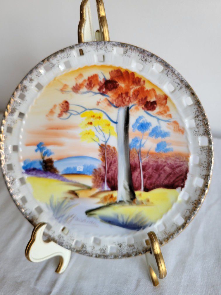 Ucagco Japan Reticulated Fine Porcelain Plate Country Scene Designed With Gold Trim