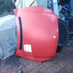 Mercedes Hood  2006 CLS 